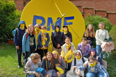 Przed-siedziba-radia-RMF