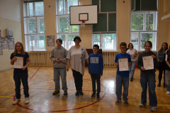 Jury-i-przewodniczacy-z-dyplomami